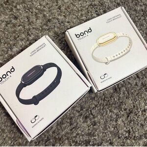 Touch 4 Long Distance Touch Bracelet - Black and Gold